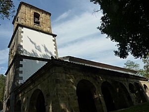 Archivo:Iglesia de Santa Marina, Udalla