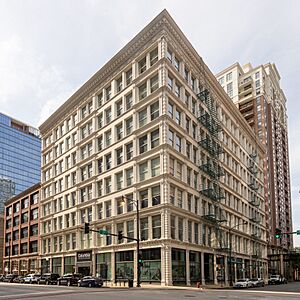 Archivo:Ludington Building (51556478809)