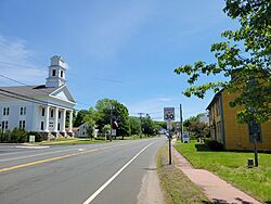 Main Street eastbound, Somers CT.jpg