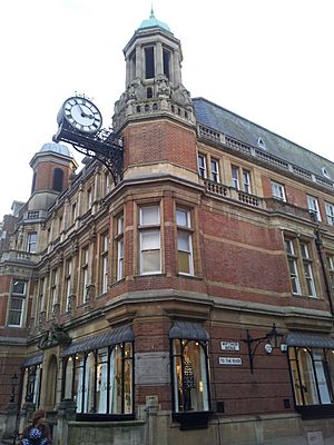 Archivo:Old Town Hall, Richmond, London