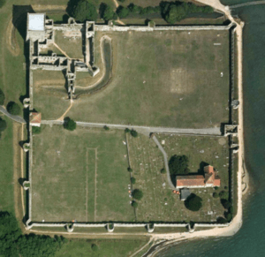 Archivo:Portchester Castle - aerial image, Hampshire Data Portal
