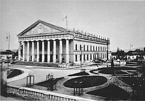 Archivo:Teatrocarrera1880