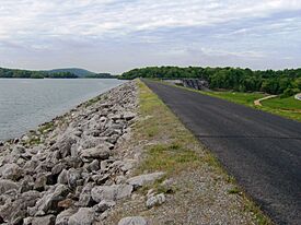 Tellico-dam-dike-tn1.jpg