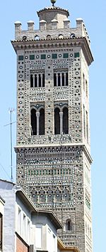 Archivo:Torre de la Magdalena