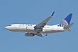 United Airlines Boeing 737-700; N27724@LAX;10.10.2011 622km (6482450875).jpg