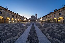 Vigevano - Centro storico di Vigevano - 2023-09-23 12-39-30 001.jpg