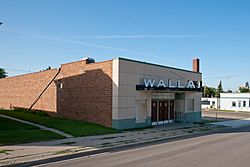 Walla Theater, Walhalla, North Dakota.jpg