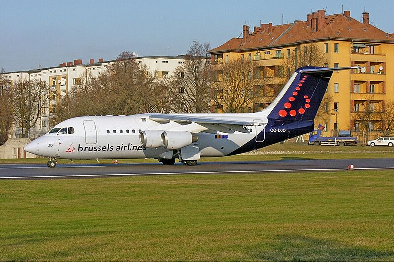 Brussels Airlines Avro RJ85 Manteufel