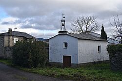 Capela do Pedregal en Vilar (Guntín, Bóveda).jpg