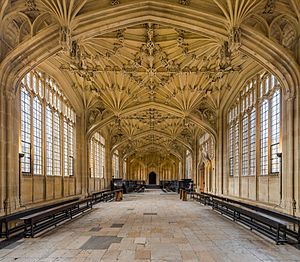 Archivo:Divinity School Interior 1, Bodleian Library, Oxford, UK - Diliff
