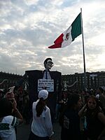Archivo:Effigy of President Gustavo Diaz Ordaz during Tlatelolco 1968 march (2953991208)
