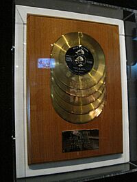 Elvis Week 2013 Memphis TN 2013-08 024.jpg