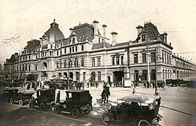 Archivo:Estación Constitucion (ca 1920) AGN