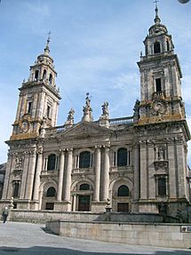 Archivo:Fachada catedral de Lugo