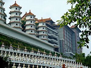 Archivo:Fo Guang Shan Temple 01