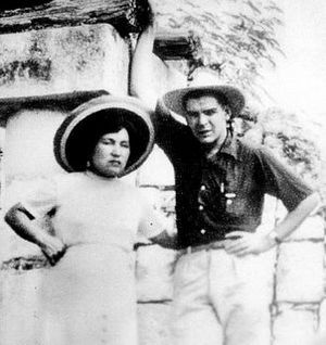 Archivo:Hilda Gadea y Che Guevara - Luna de miel - Yucatán 1955