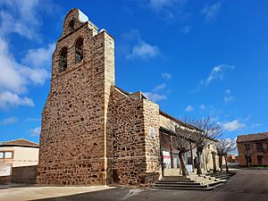 Archivo:Iglesia de San Adrián del Valle (León)