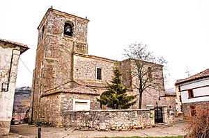 Archivo:Iglesia santa ana cuevas de amaya 2018