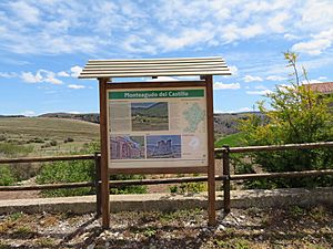 Archivo:Monteagudo del Castillo (Comunidad de Teruel)