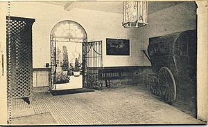 Archivo:Museo del Romanticismo - Zaguán - Zaguán del Museo Romántico