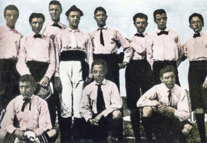 Archivo:Pionieri Juve 1898
