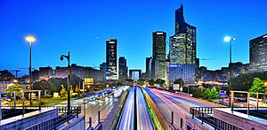 Archivo:Pont de Neuilly & La Défense
