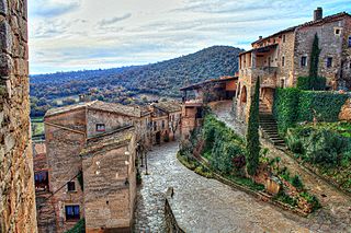 Recinte fortificat de Montsonís (Foradada) - 1.jpg