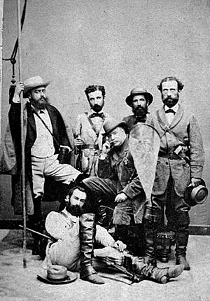 Archivo:Retrato de los seis naturalistas de la Comisión Científica del Pacífico