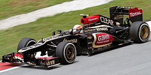 Archivo:Romain Grosjean 2013 Malaysia FP2