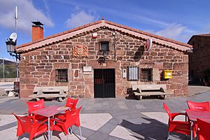Archivo:Villamiel de la Sierra, Casa Consistorial