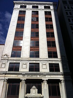 Archivo:121 Atlantic Place
