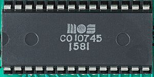 Archivo:Atari-2600-CPU-mos-c010745