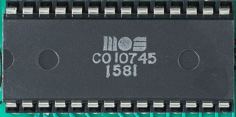 Atari-2600-CPU-mos-c010745
