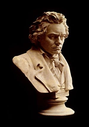 Archivo:Beethoven bust statue by Hagen