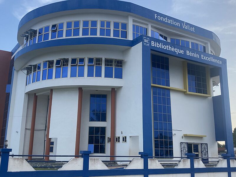 Bibliothèque Bénin Excellence de Godomey Aïmevo 2