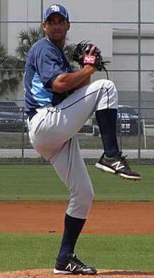 Braulio Lara pitching for the Tampa Bay Rays spring training camp in 2012 (Cropped).jpg