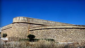 Archivo:Castillo de las Escobetas, en Garrucha (Almería, España)