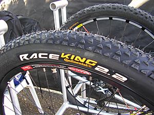 Archivo:Continental Race King Supersonic Tire