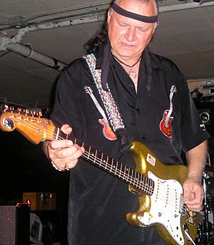 Archivo:Dick Dale