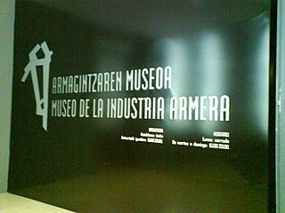 Eibar, museo de armas.JPG