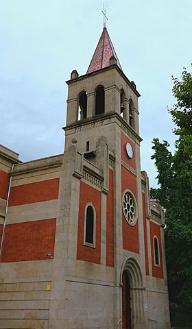 Iglesia María Auxiliadora, Ourense.jpg