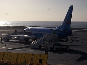 Archivo:Jetair Boeing Almería