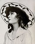 Archivo:Mae Marsh 1916