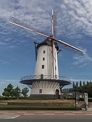 Archivo:Menen, molen de Goede Hoop oeg55911 foto4 2015-08-09 10.54