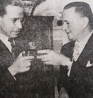 Archivo:Paz Estenssoro y Alberto Arvelo Torrealba, 1952