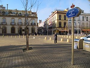 Archivo:Sevilla - March 2011 - 073