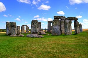 Archivo:Stonehenge, Salisbury, UK