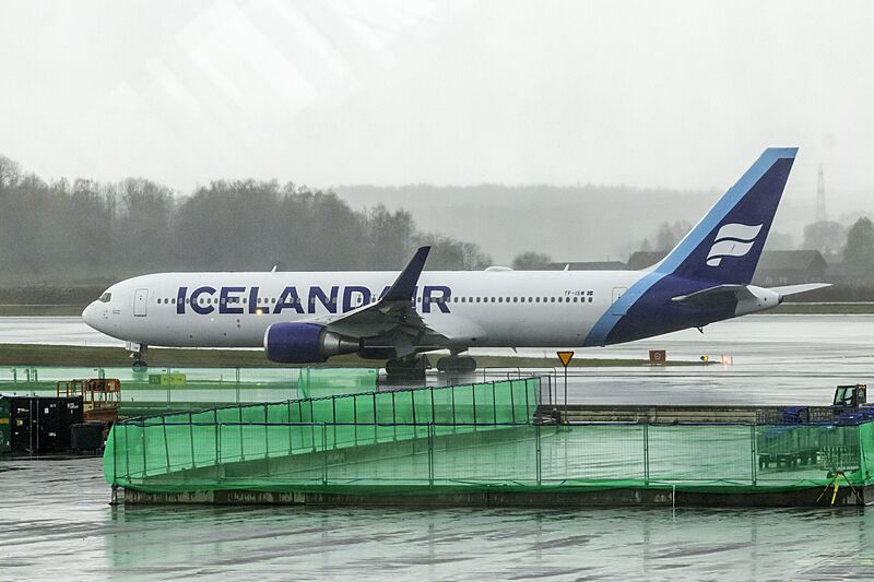 TF-ISW 767 Icelandair ARN 01