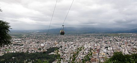 Archivo:Vista panoramica de la ciudad de Salta desde la cima del cerro San Bernardo
