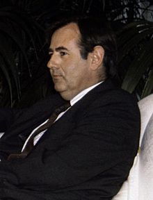 (Álvaro Gil-Robles) Felipe González conversa con el defensor del Pueblo. Pool Moncloa. 15 de marzo de 1993 (cropped).jpeg
